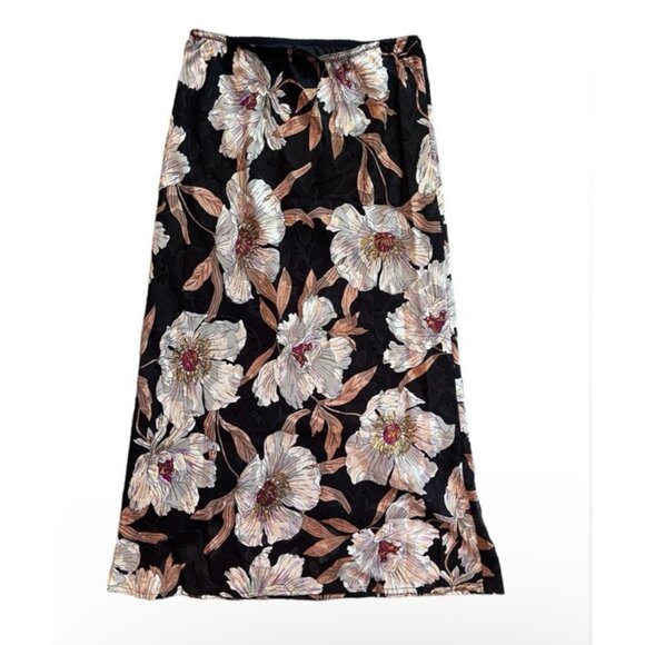 Band of the Free NWT Rho Black Floral Slip Skirt Sz Small Black Cream - Picture 16 of 16